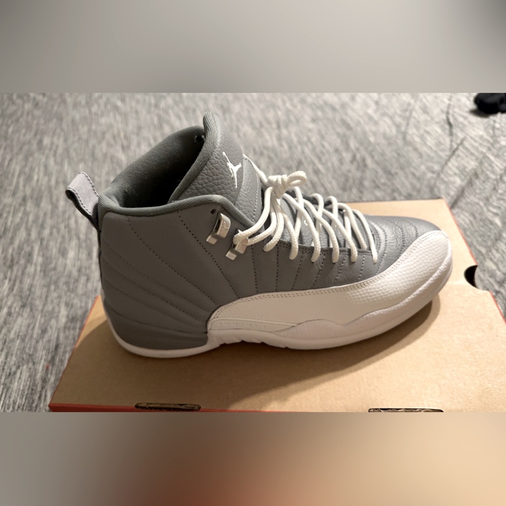 Jordan 12s